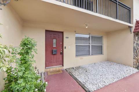6659 SW 41st Place #38, Davie FL - photo 6 of 40
