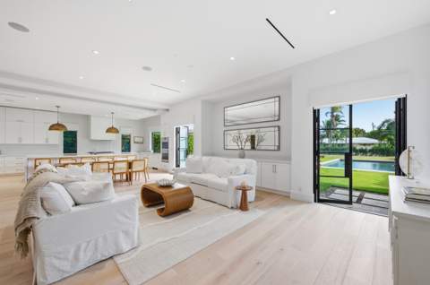 248 E Lakewood Road, West Palm Beach FL - photo 10 of 43