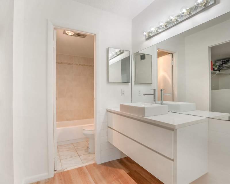 1 bedroom Condominium at 6201 N Falls Cir Drive #109, The Falls At Inverrary, Lauderhill — photo 5