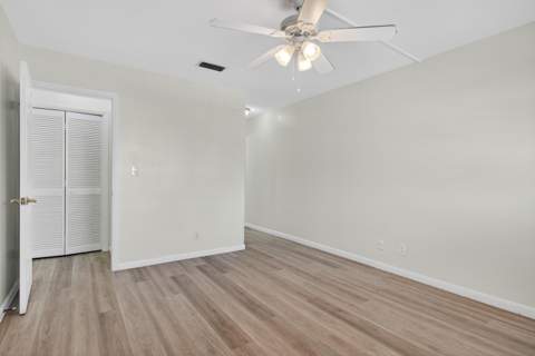 3930 Crystal Lake Drive #209, Deerfield Beach FL - photo 13 of 27