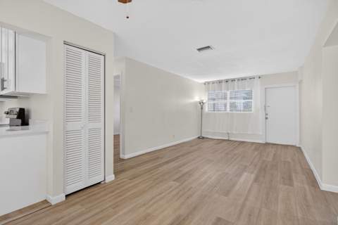 3930 Crystal Lake Drive #209, Deerfield Beach FL - photo 20 of 27