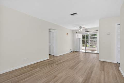 3930 Crystal Lake Drive #209, Deerfield Beach FL - photo 21 of 27