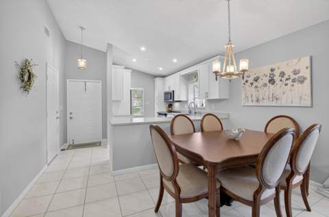 8130 Springtree Road #A, Boca Raton FL - photo 6 of 71