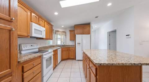 2832 Eagles Nest Way, Port St. Lucie FL - photo 11 of 39