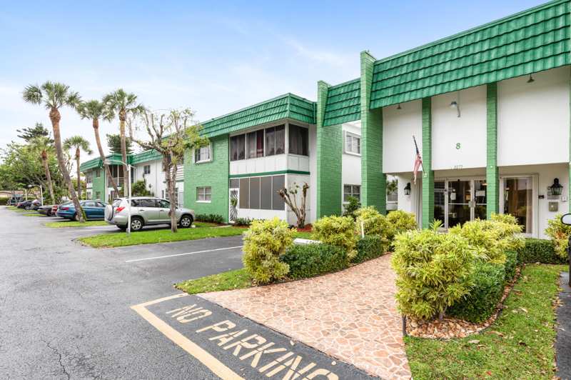 2 bedroom Condominium at 2271 NW 48th Terrace #111, Castle Apartments 8 Condo, Lauderhill — photo 1