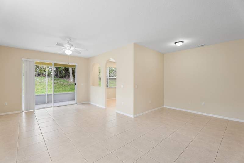 2 bedroom Single Family Residence at 854 SW Rocky Bayou Terrace, Lakeforest At St Lucie West Phase Vi, Port St. Lucie — photo 4