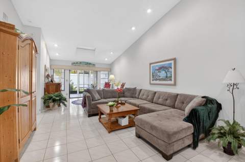 10039 Andrea Lane #A, Boynton Beach FL - photo 7 of 59