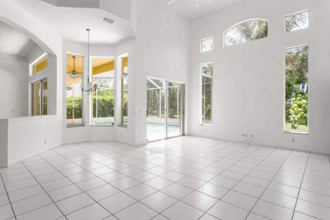 15642 Cypress Park Drive, Wellington FL - photo 7 of 53