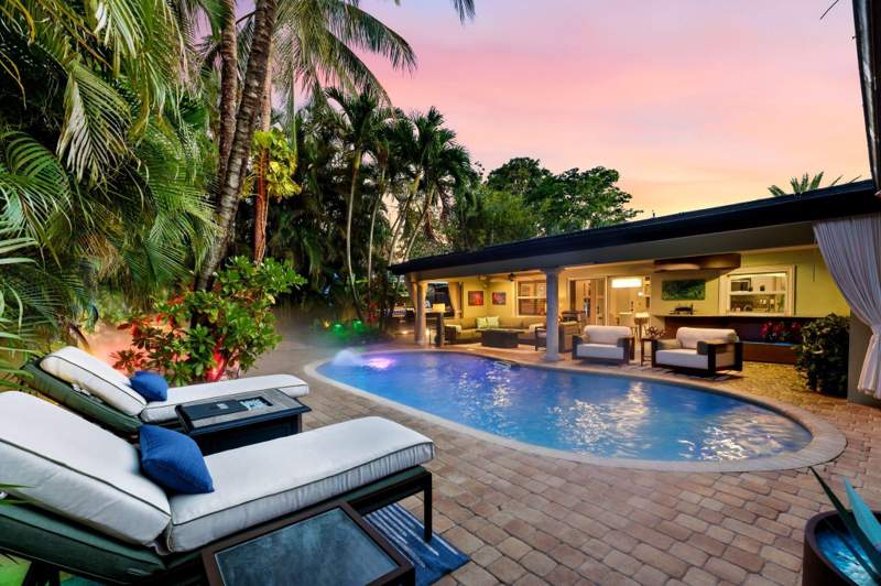 4 bedroom Single Family Residence at 2812 NW 12th Avenue, Jenada Isle, Wilton Manors — photo 2