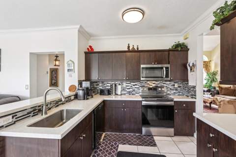 405 E Royal Cove Circle, Davie FL - photo 14 of 40