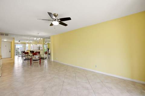 3146 Via Poinciana #407, Greenacres FL - photo 12 of 39