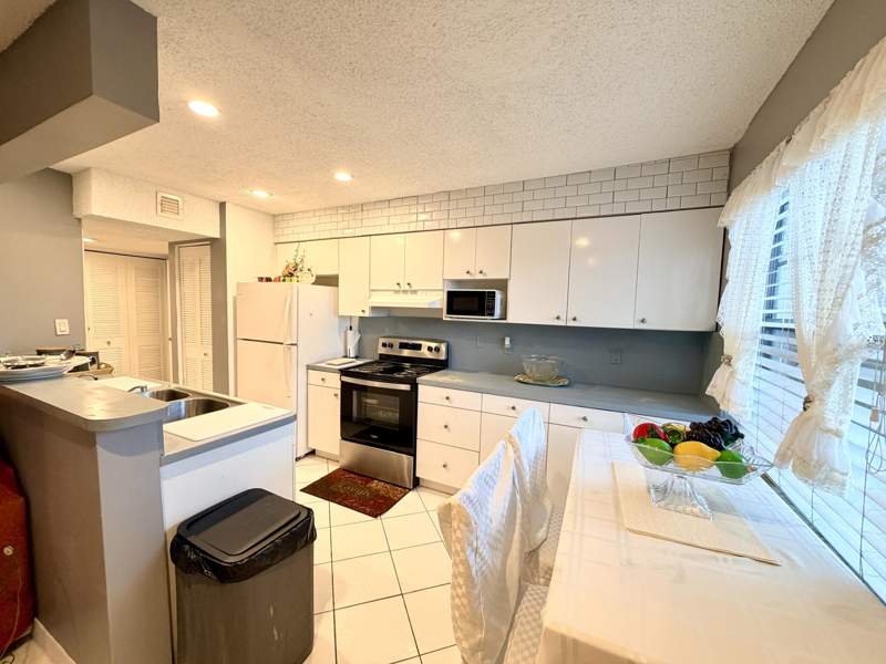 2 bedroom Condominium at 5180 E Sabal Palm Boulevard #228, SABAL PALM VILLAGE CONDO, Tamarac — photo 5