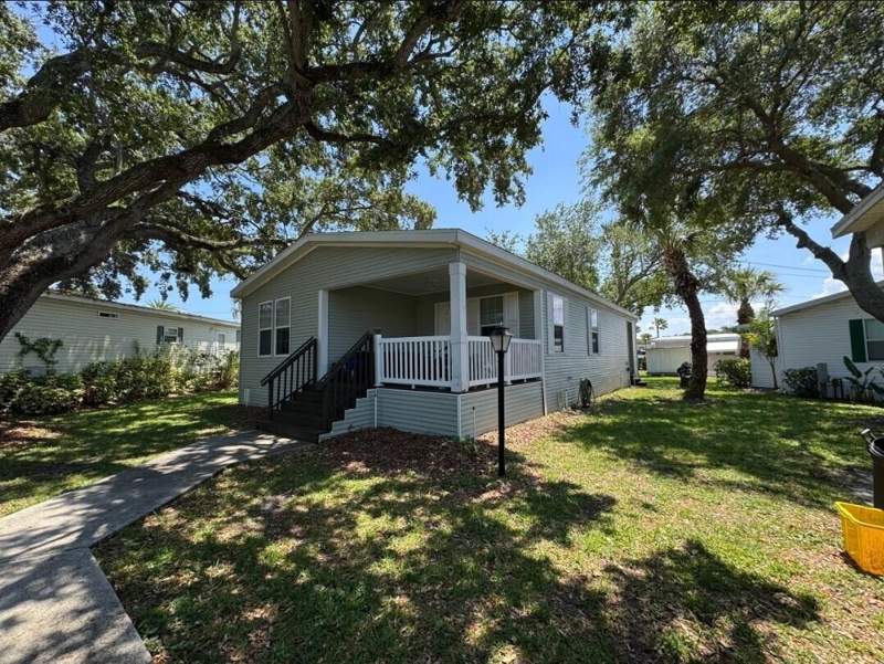 3 bedroom Manufactured Home at 2555 Pga Boulevard #149, The Meadows Florida, Palm Beach Gardens — photo 2