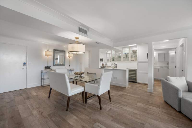 2 bedroom Condominium at 2773 S Ocean Boulevard #410, Carlyle House Condo, Palm Beach — photo 4