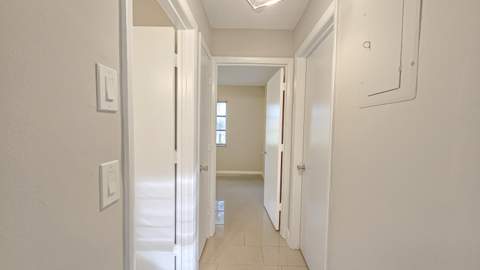 416 Lakeside Drive #129, Margate FL - photo 6 of 25