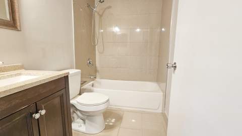 416 Lakeside Drive #129, Margate FL - photo 11 of 25