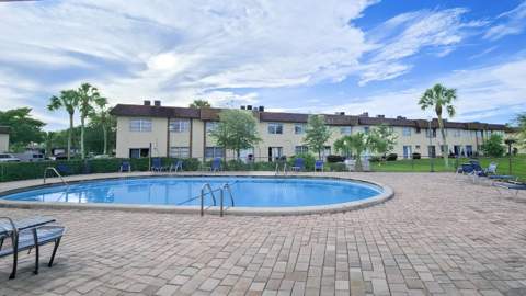 416 Lakeside Drive #129, Margate FL - photo 20 of 25