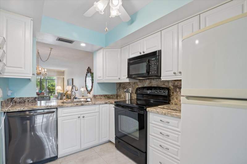 3 bedroom Condominium at 2307 SW 15th Street #1, Meadowridge Condo, Deerfield Beach — photo 4
