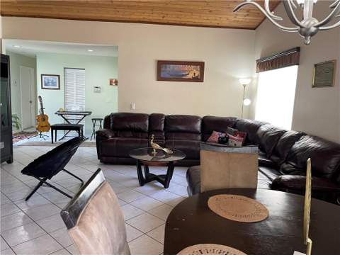 1231 SW 112th Avenue, Pembroke Pines FL - photo 12 of 18