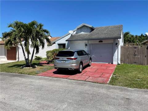 1231 SW 112th Avenue, Pembroke Pines FL - photo 17 of 18