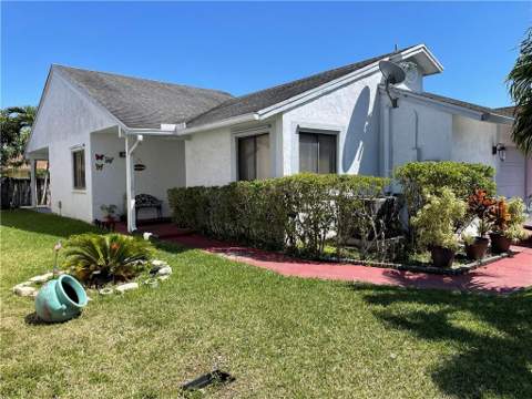 1231 SW 112th Avenue, Pembroke Pines FL - photo 18 of 18