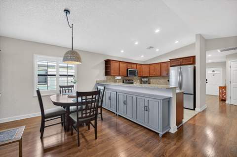 6456 Alemendra Street, Fort Pierce FL - photo 9 of 43
