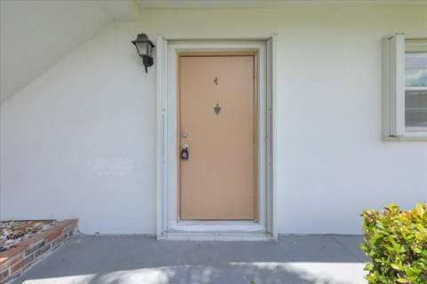2950 SE Ocean Boulevard #14-1, Stuart FL - photo 6 of 41
