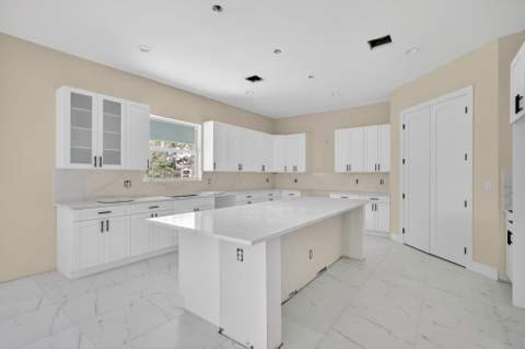 1974 SW Idaho Lane, Port St. Lucie FL - photo 11 of 48