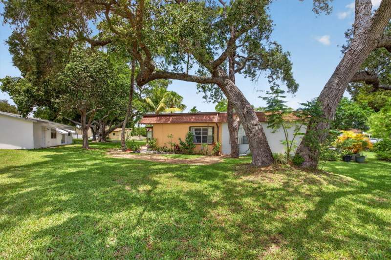 1 bedroom Villa at 2002 SW Natura Boulevard #B, Natura , Deerfield Beach — photo 3