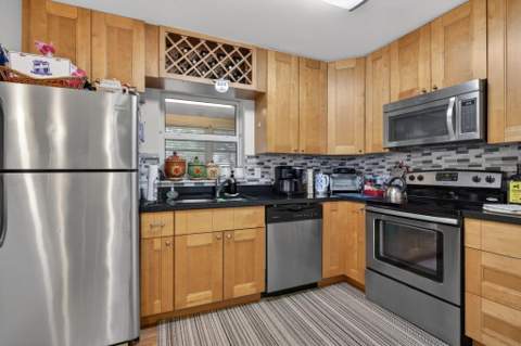 2002 SW Natura Boulevard #B, Deerfield Beach FL - photo 21 of 47