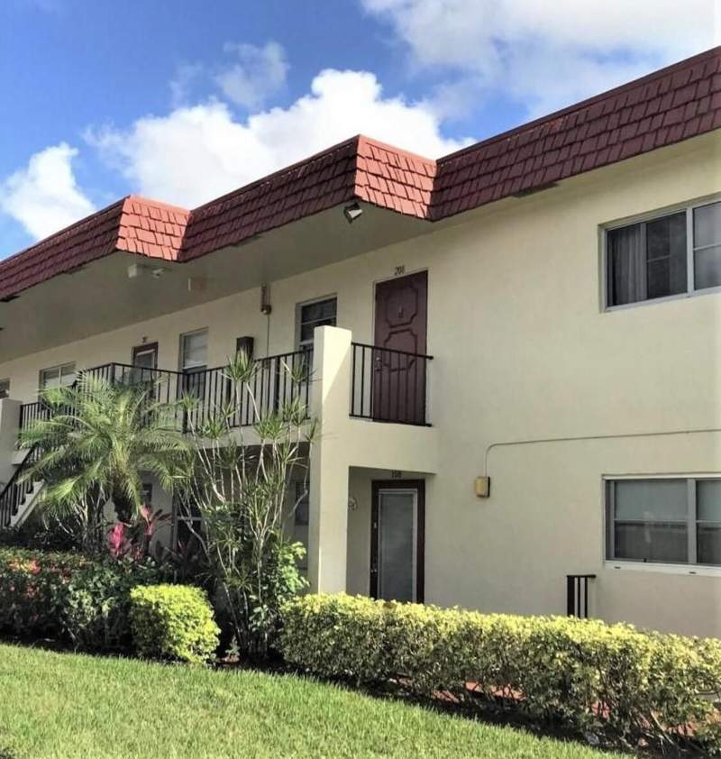 2 bedroom Condominium at 19 Abbey Lane #206, Villages of Oriole Abbey Condo, Delray Beach — photo 4