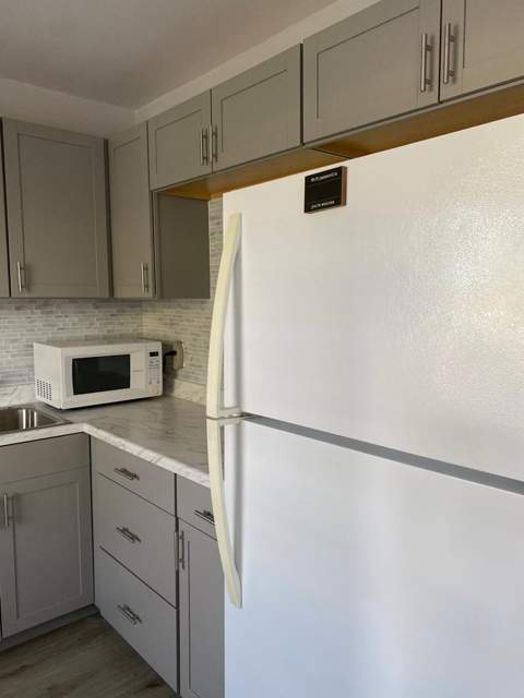 19 Abbey Lane #206, Delray Beach FL - photo 8 of 13