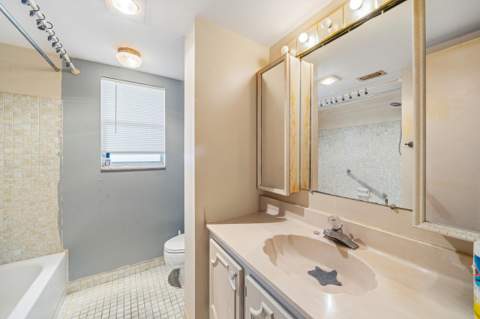 3755 Via Poinciana #502, Lake Worth FL - photo 15 of 31