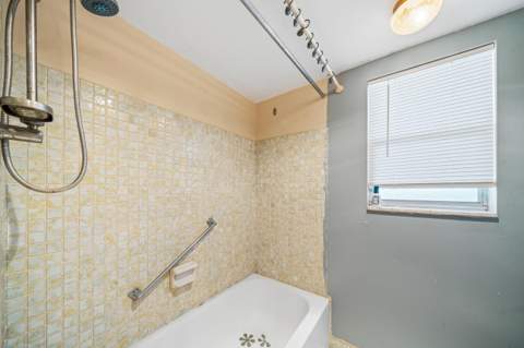 3755 Via Poinciana #502, Lake Worth FL - photo 16 of 31