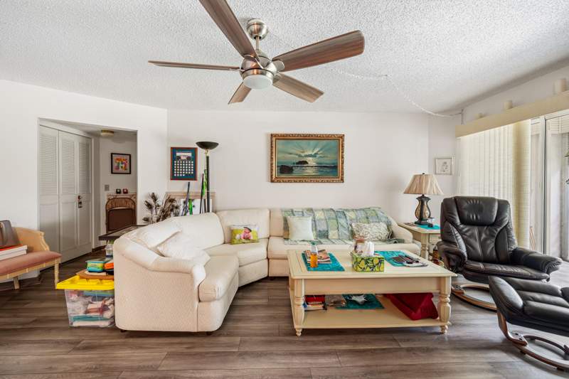 2 bedroom Condominium at 3755 Via Poinciana #502, Poinciana Place Condo 1,2,8 And 9, Lake Worth — photo 3
