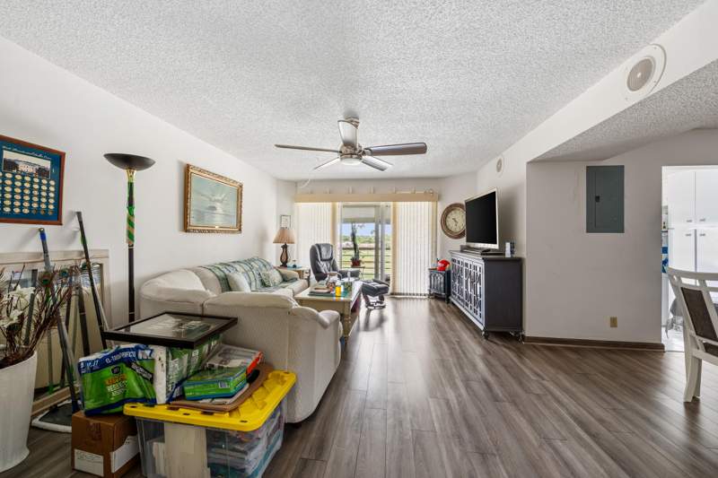 2 bedroom Condominium at 3755 Via Poinciana #502, Poinciana Place Condo 1,2,8 And 9, Lake Worth — photo 5