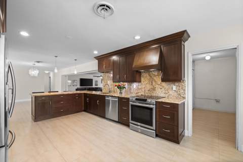 1500 SE 24th Avenue, Pompano Beach FL - photo 7 of 23