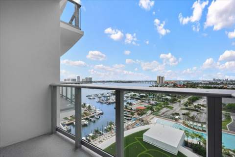 220 Lake Shore Drive #1207, Lake Park FL - photo 23 of 74
