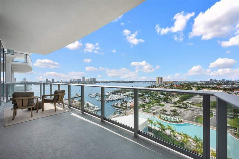2 bedroom Condominium at 220 Lake Shore Drive #1207, Nautilus 220 Condominium, Lake Park — photo 4