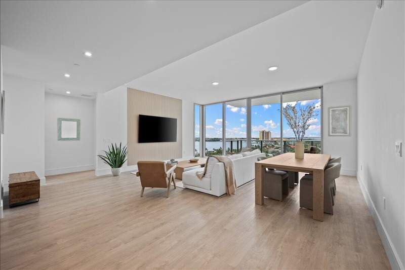 2 bedroom Condominium at 220 Lake Shore Drive #1207, Nautilus 220 Condominium, Lake Park — photo 3
