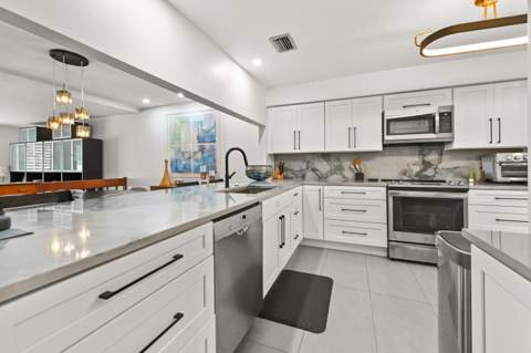3543 S Ocean Boulevard #111, South Palm Beach FL - photo 9 of 28