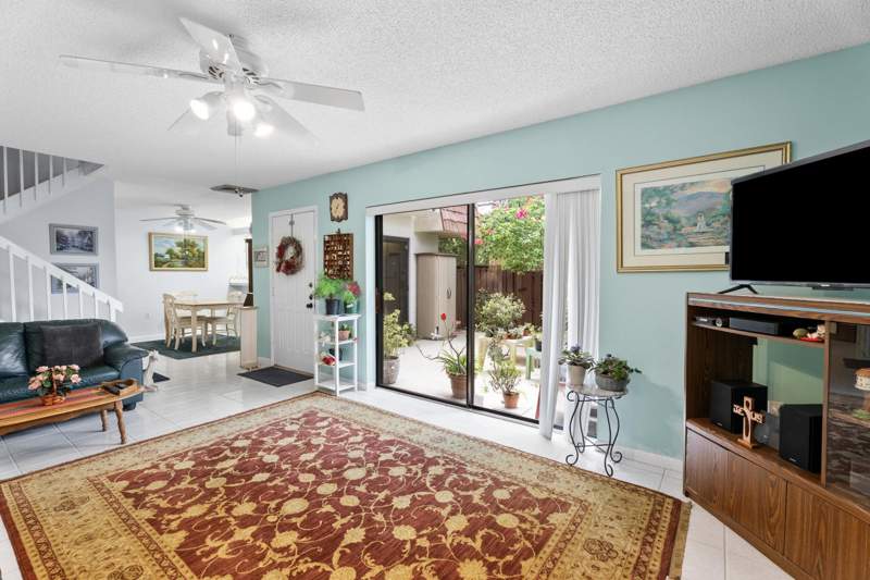 2 bedroom Townhouse at 3573 SW Sunset Trace Circle, Sunset Trace At Martin Downs (Aka Martin Downs Pla, Palm City — photo 3