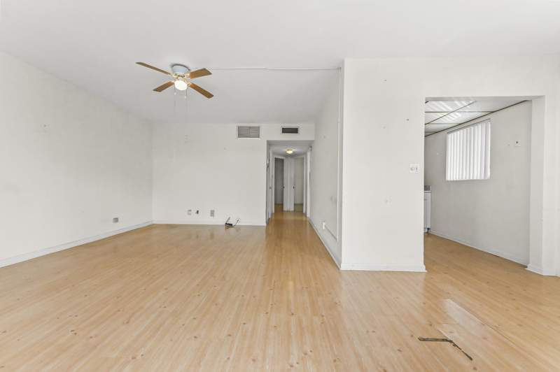 2 bedroom Condominium at 1950 Lake Osborne Drive #9, Lakeside Point, Lake Worth Beach — photo 4