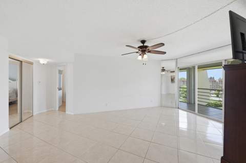 3836 Via Poinciana #603, Greenacres FL - photo 6 of 41