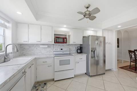3836 Via Poinciana #603, Greenacres FL - photo 15 of 41