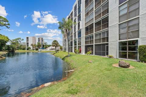 6562 Boca Del Mar Drive #124, Boca Raton FL - photo 21 of 49