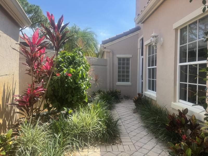 3 bedroom Single Family Residence at 48 Via Del Corso, Villa D Este, Palm Beach Gardens — photo 3