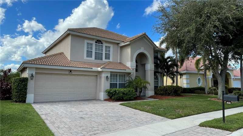 4 bedroom Single Family Residence at 3620 E Hamilton Key, Hamilton Bay Sec 1A And 1B, West Palm Beach — photo 1