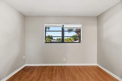 1769 NE 40th Place #506, Pompano Beach FL - photo 14 of 24