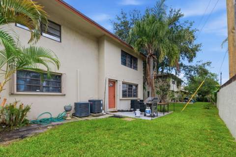1769 NE 40th Place #506, Pompano Beach FL - photo 23 of 24